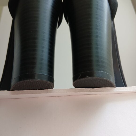 Bamboo 'Faith' Black Suede Crochet Ankle Strap 4"Block Heel Sandals NWOB Sz 7.5 - Picture 11 of 14